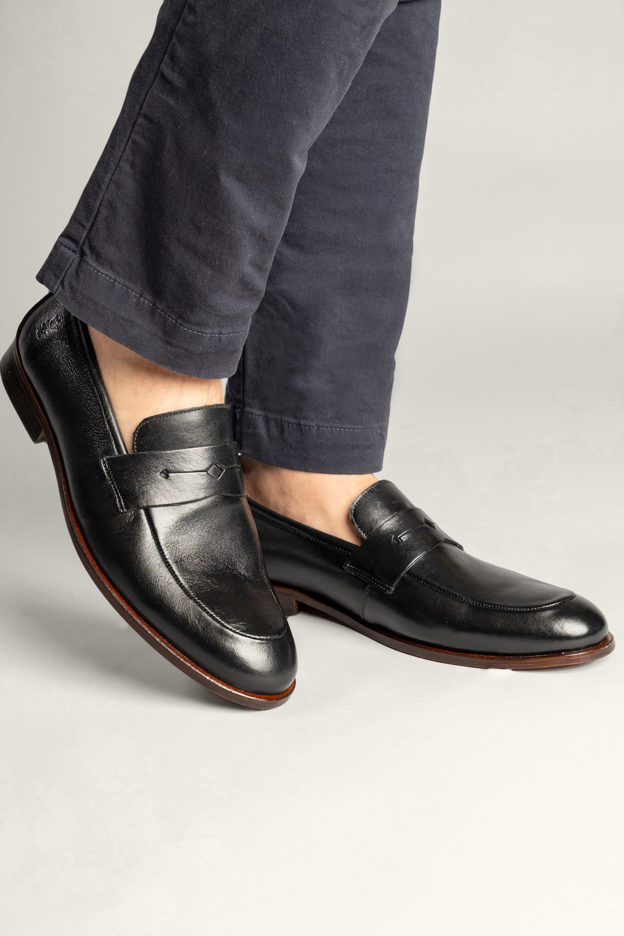Sapato Mocassim Gravata Couro Classic - Preto
